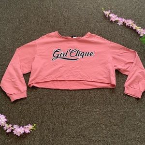 “Girl Clique” Long Sleeved Crop Top
